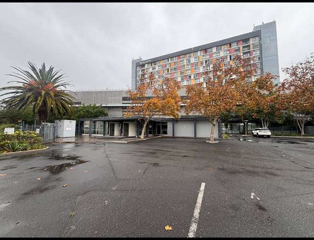 3,570M² CO-WORKING SPACE TO LET IN EDGEMEAD